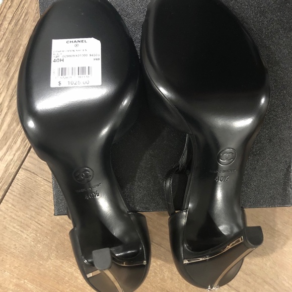 NWT in Box - CHANEL Peep Toe T-Strap Heels - Picture 8 of 9